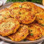 tykvenno-syrnye-oladi-s-zelenyu